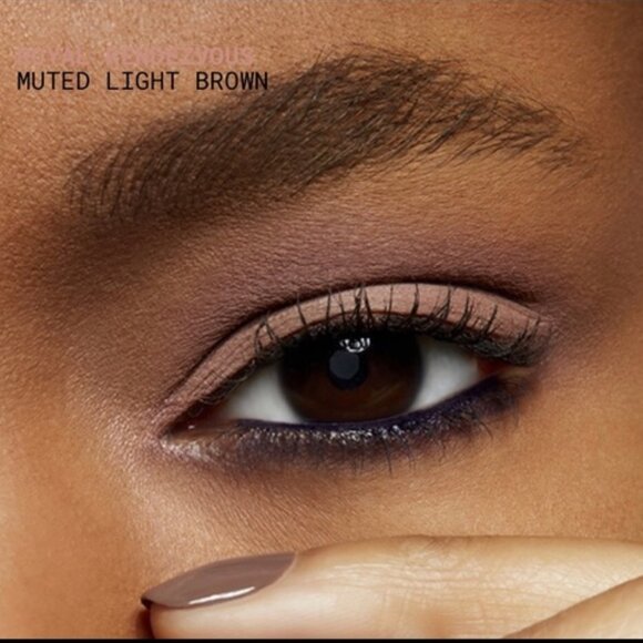 MAC ROYAL RENDEZVOUS eyeshadow REFILL NIB - Picture 5 of 7